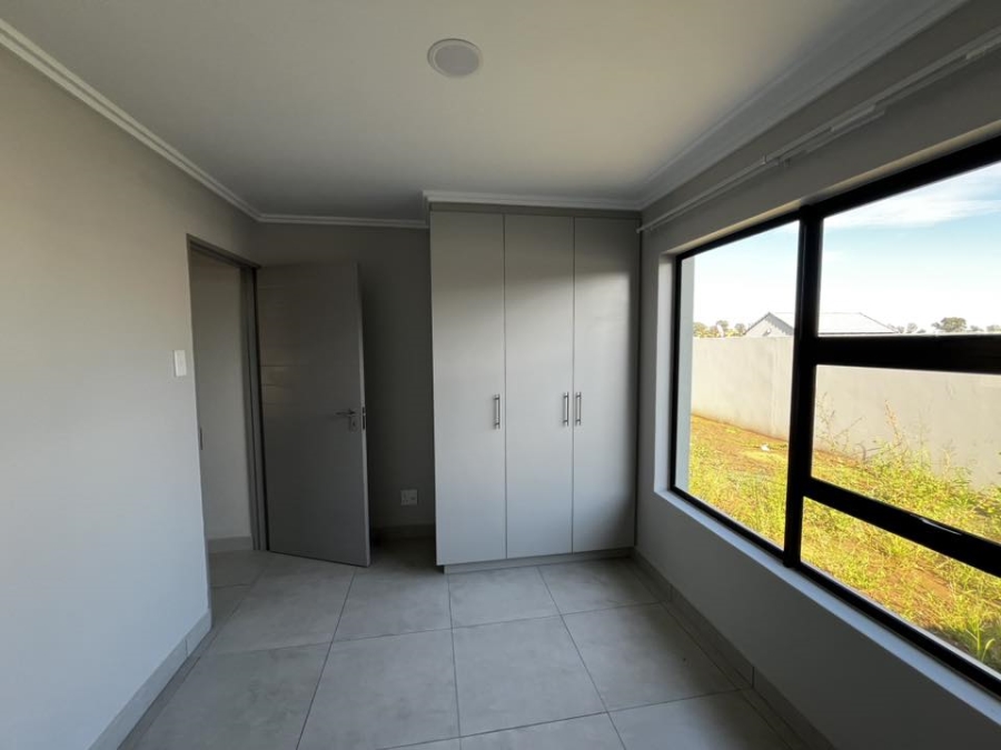 3 Bedroom Property for Sale in Pellissier Free State